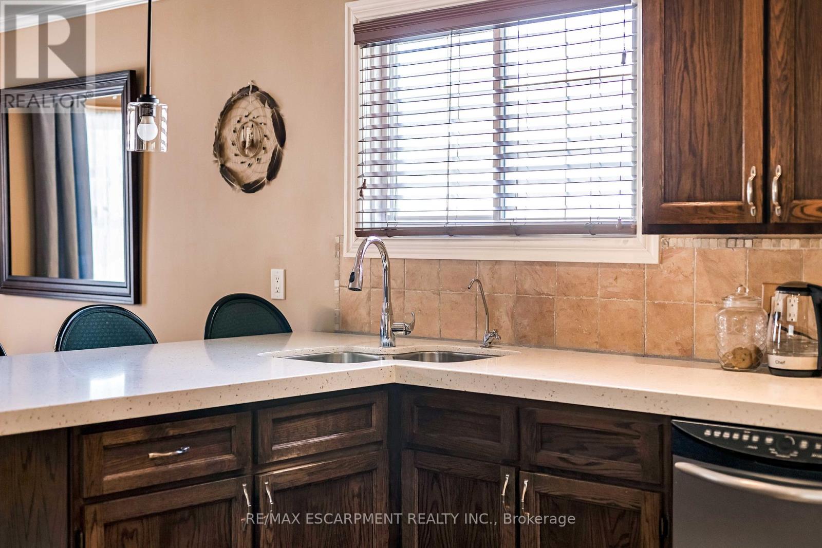 97 Kinross Street, Haldimand, Ontario  N3W 1J9 - Photo 17 - X12846488