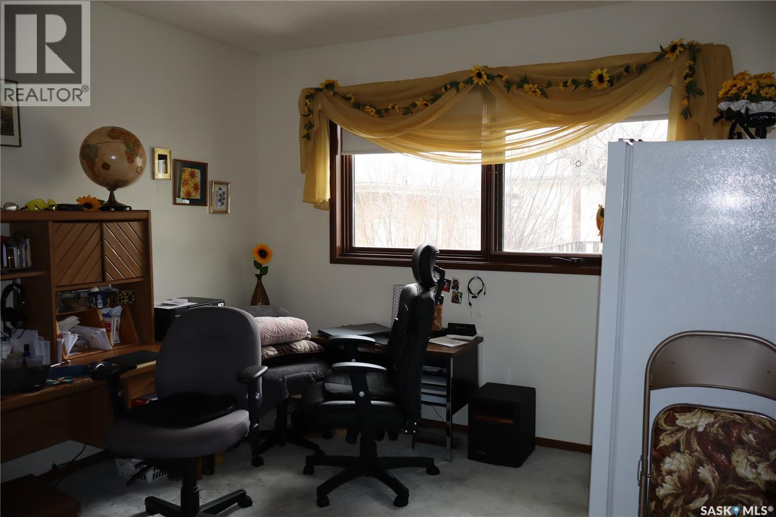 105 Magnan Street, Gravelbourg, Saskatchewan  S0H 1X0 - Photo 21 - SK029739