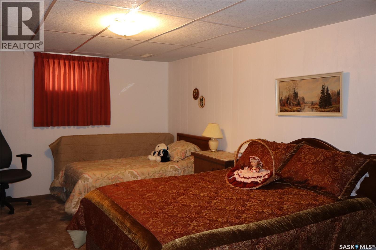 105 Magnan Street, Gravelbourg, Saskatchewan  S0H 1X0 - Photo 32 - SK029739