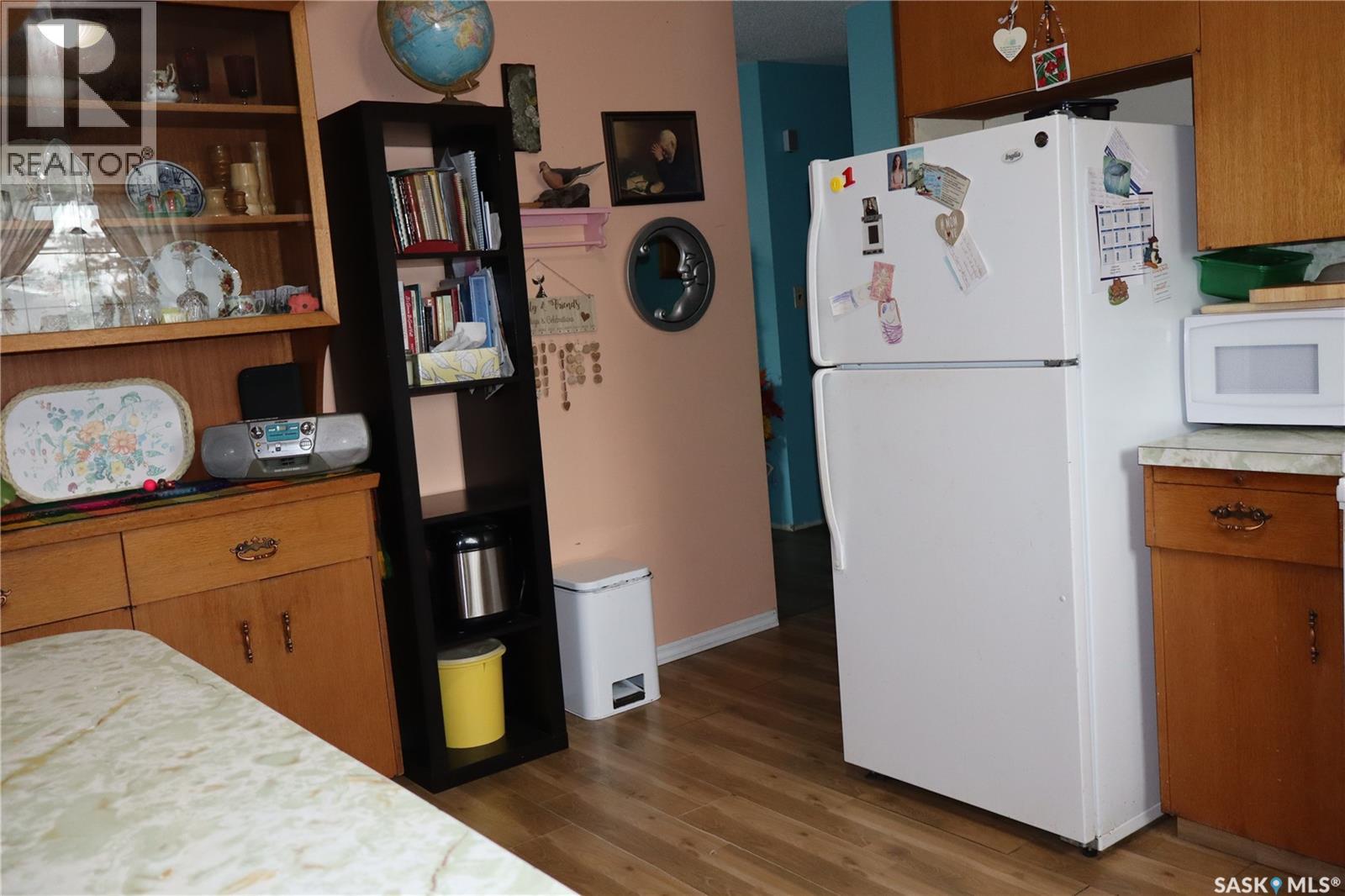 228 7th Avenue E, Gravelbourg, Saskatchewan  S0H 1X0 - Photo 10 - SK029737