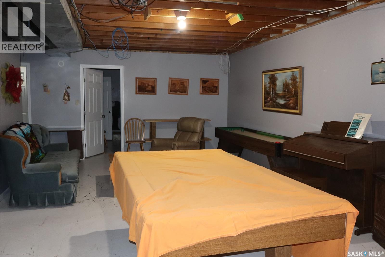 228 7th Avenue E, Gravelbourg, Saskatchewan  S0H 1X0 - Photo 31 - SK029737