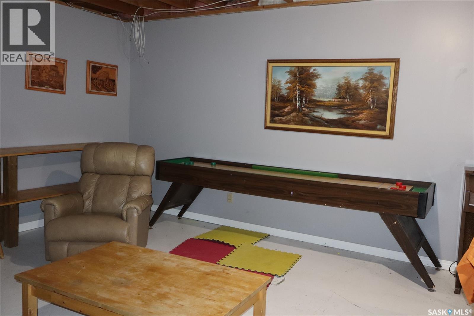 228 7th Avenue E, Gravelbourg, Saskatchewan  S0H 1X0 - Photo 32 - SK029737