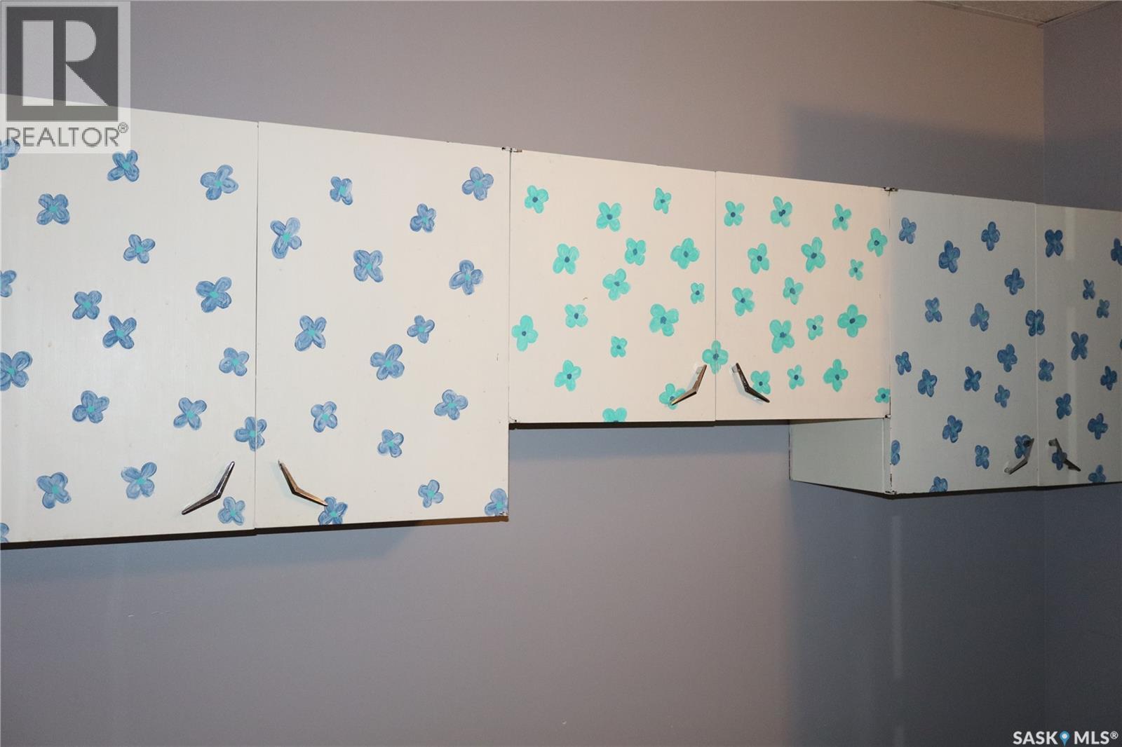 228 7th Avenue E, Gravelbourg, Saskatchewan  S0H 1X0 - Photo 35 - SK029737