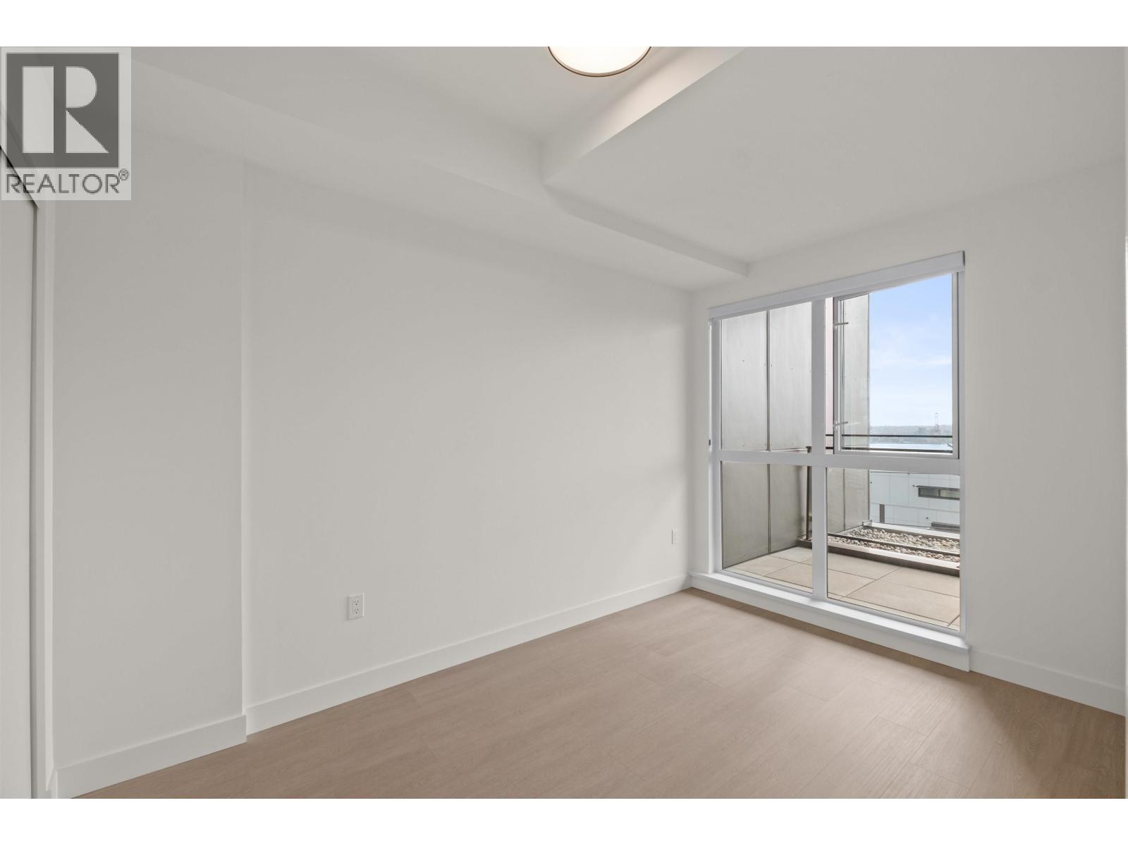 553 422 E 3rd Street, North Vancouver, British Columbia  V7L 0K1 - Photo 10 - R3095706