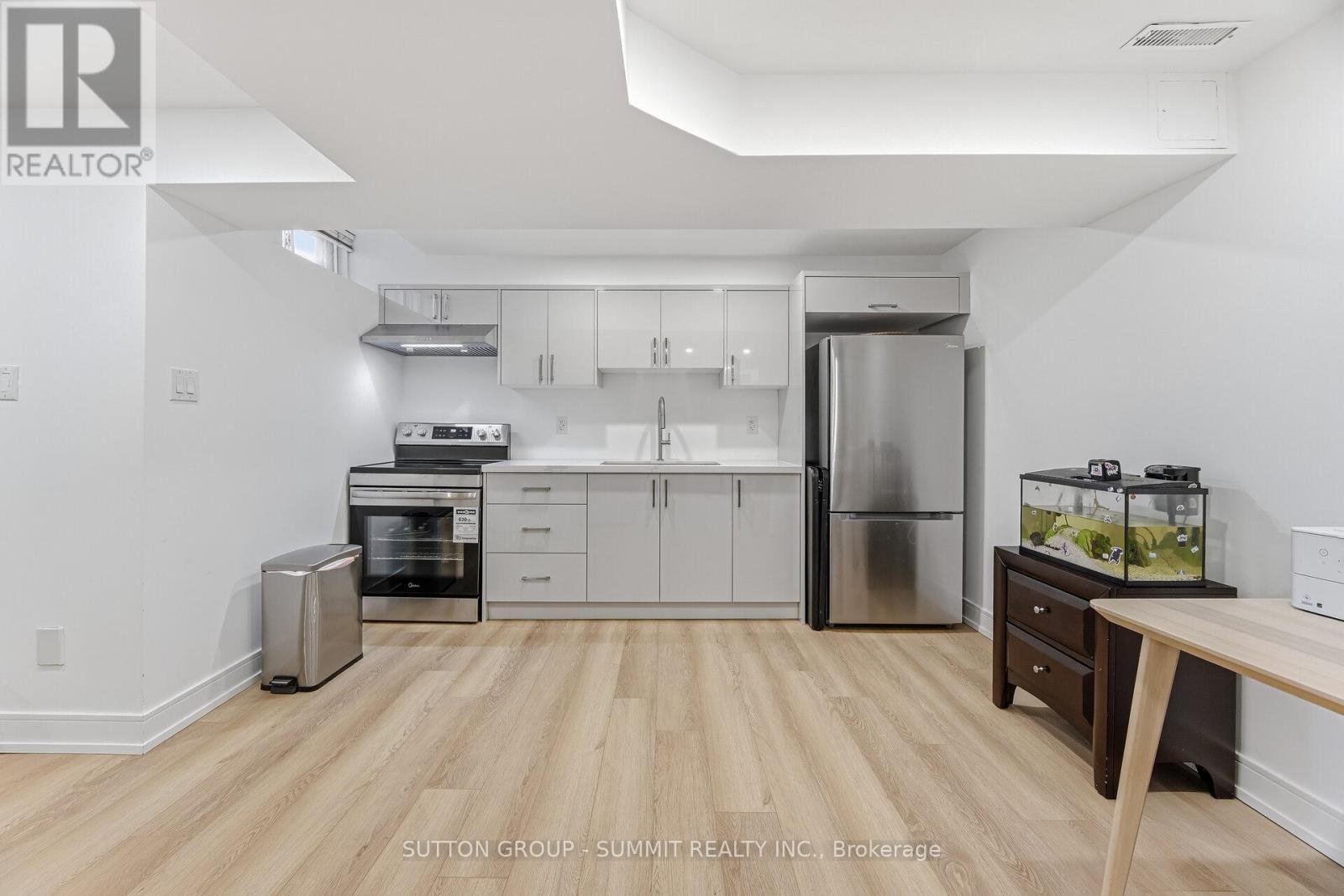 72 Ravineview Drive, Vaughan, Ontario  L6A 3T6 - Photo 39 - N12846568