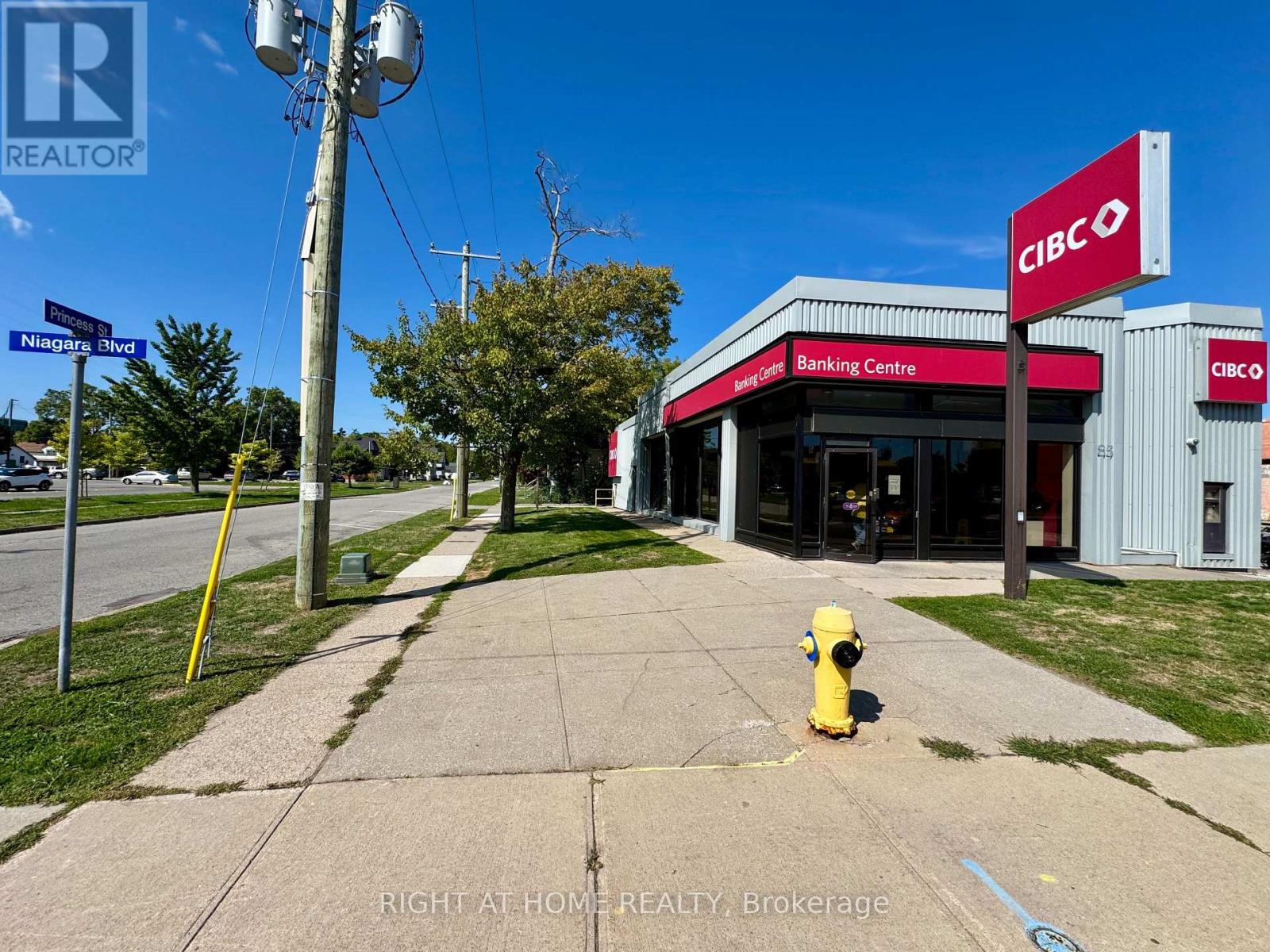 144 Waterloo Street, Fort Erie (Central), Ontario  L2A 3K2 - Photo 15 - X12568932