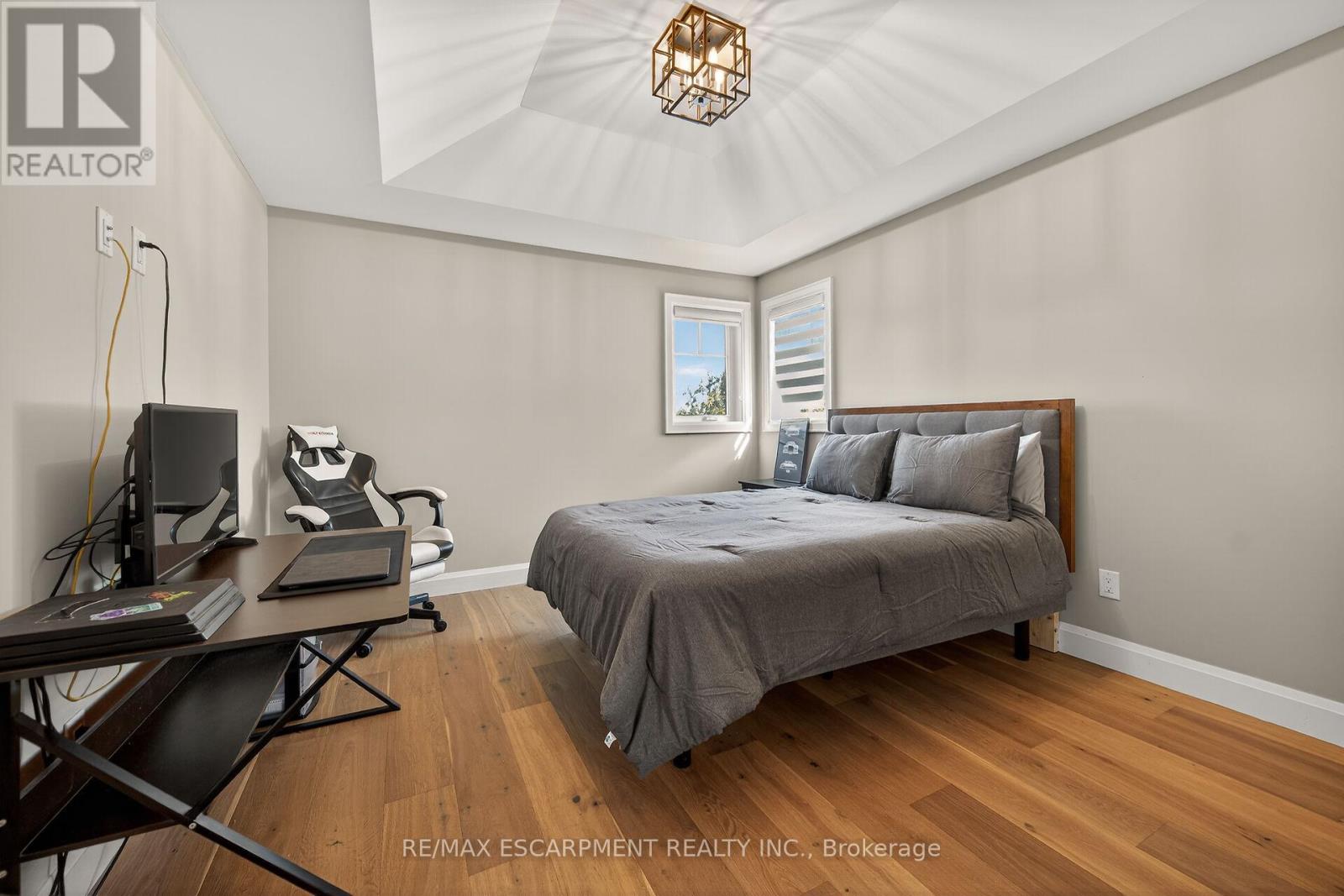 747 Vernon Place, Hamilton, Ontario  L9G 3H4 - Photo 26 - X12839766