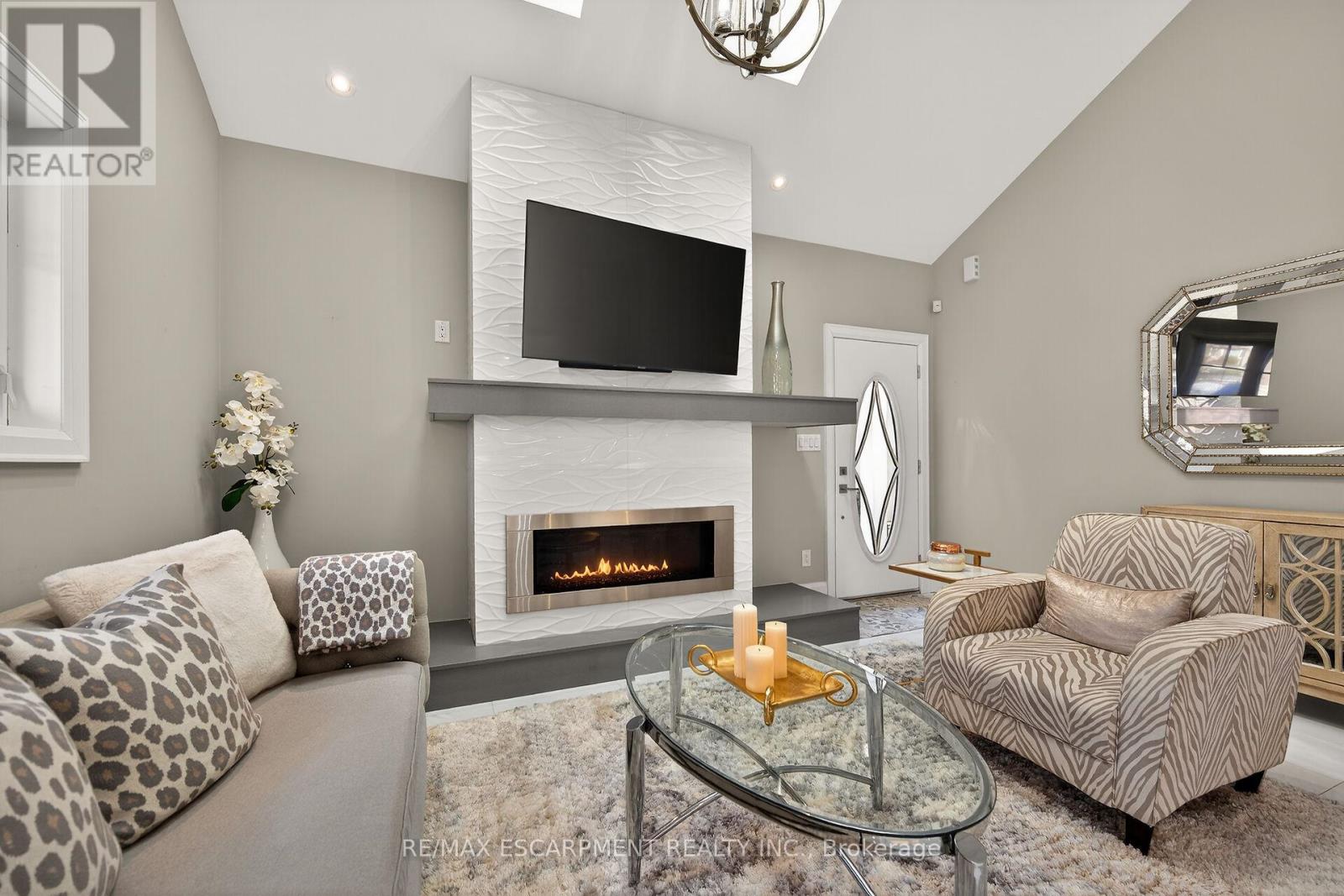 747 Vernon Place, Hamilton, Ontario  L9G 3H4 - Photo 39 - X12839766