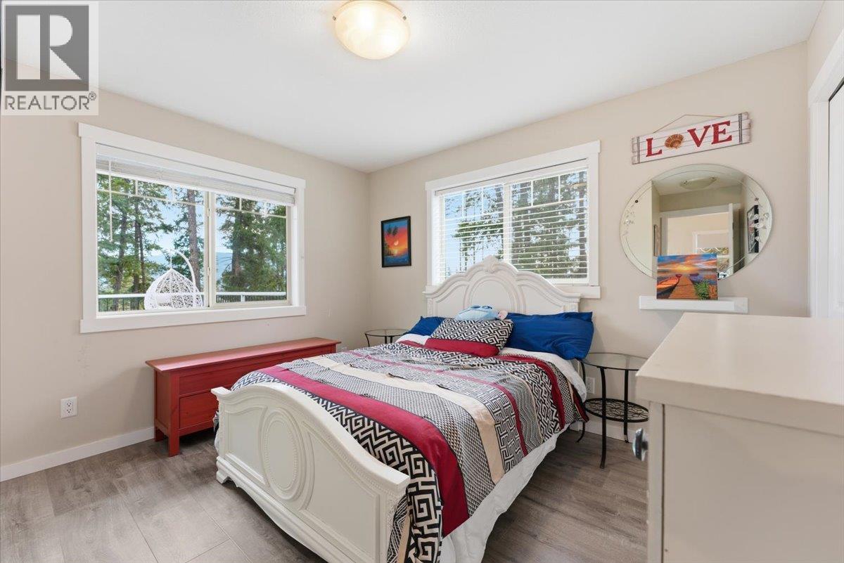 309 Killarney Way, Vernon, British Columbia  V1H 2C5 - Photo 12 - 10378057