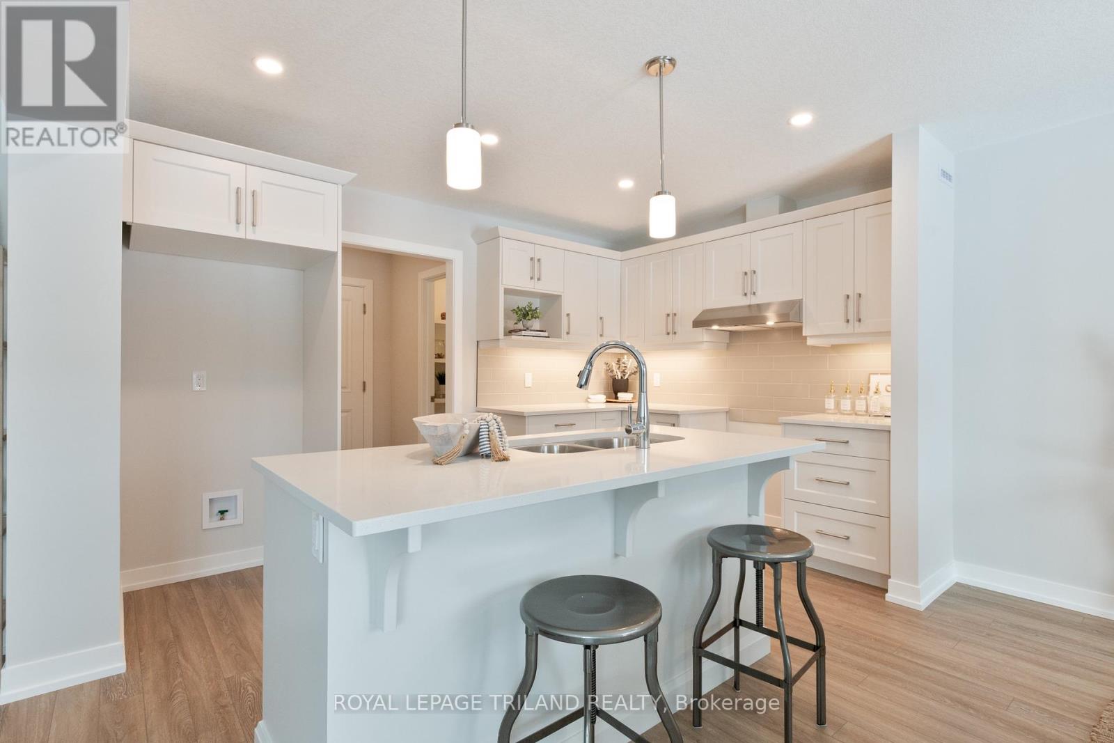 112 Styles Drive, St. Thomas, Ontario  N5R 0N8 - Photo 17 - X12846632