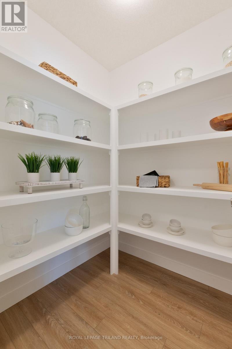 112 Styles Drive, St. Thomas, Ontario  N5R 0N8 - Photo 22 - X12846632