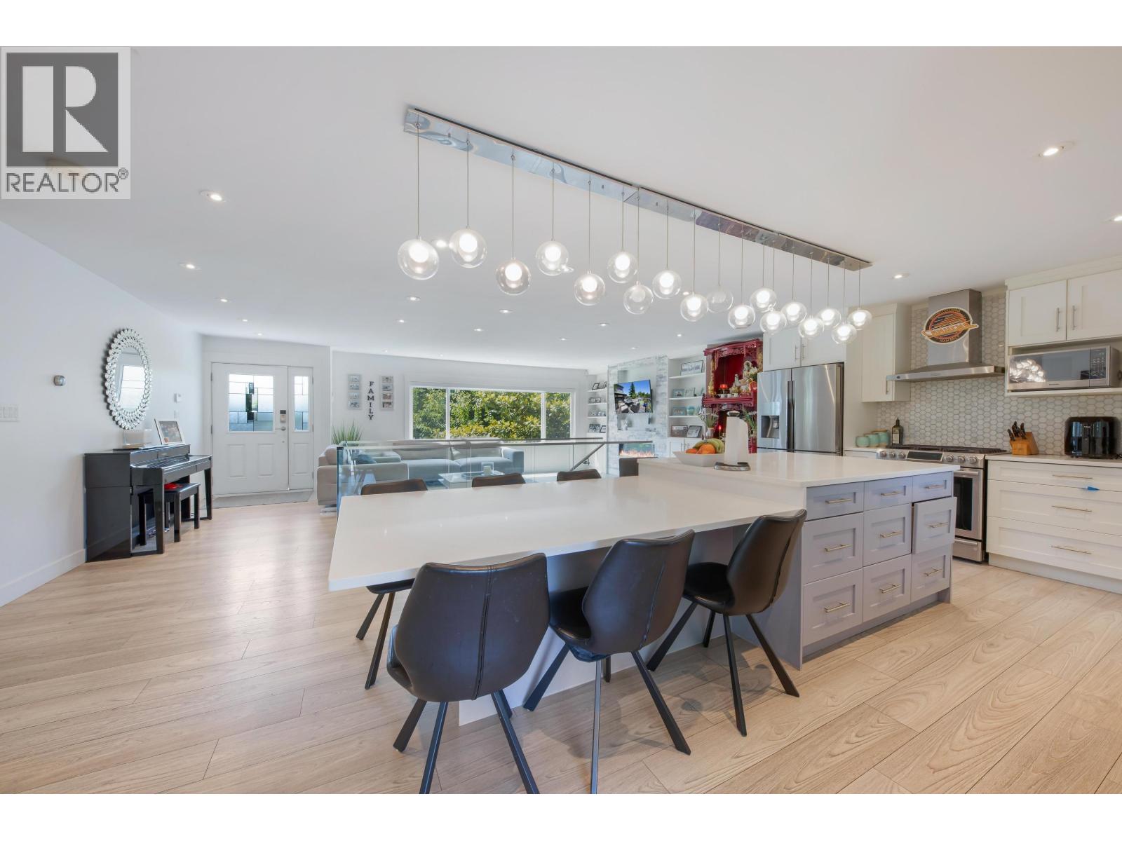 23177 Willett Avenue, Richmond, British Columbia  V6V 3C6 - Photo 11 - R3095773