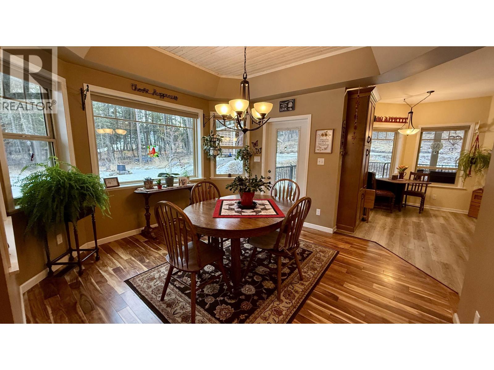 5352 Qua Place, 108 Mile Ranch, British Columbia  V0K 2Z0 - Photo 8 - R3087756