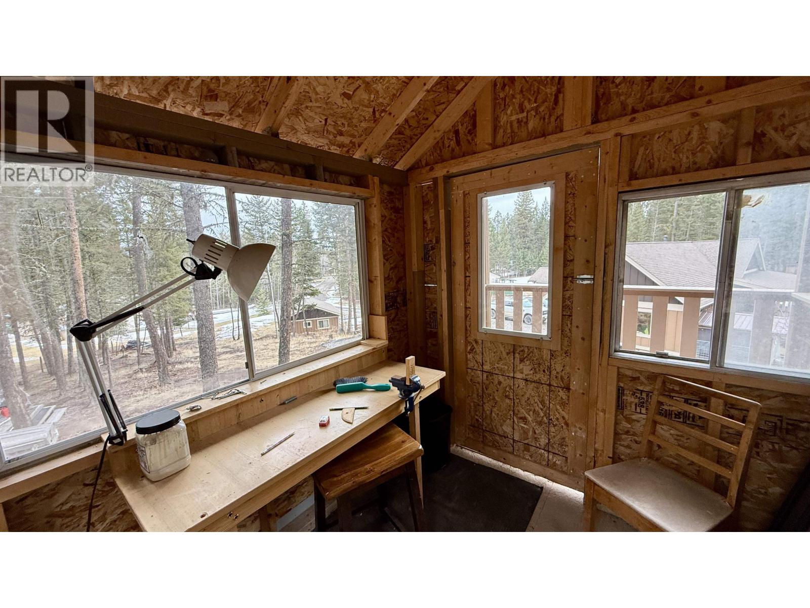 5352 Qua Place, 108 Mile Ranch, British Columbia  V0K 2Z0 - Photo 34 - R3087756