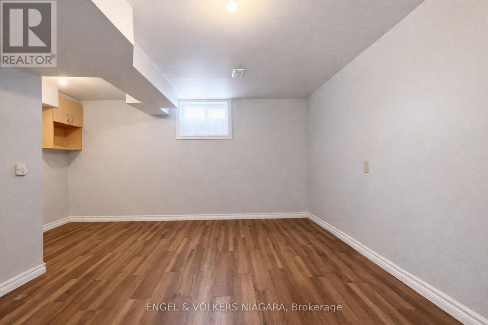 4752 Crawford Place W, Niagara Falls (Downtown), Ontario  L2E 1Z2 - Photo 21 - X12846618