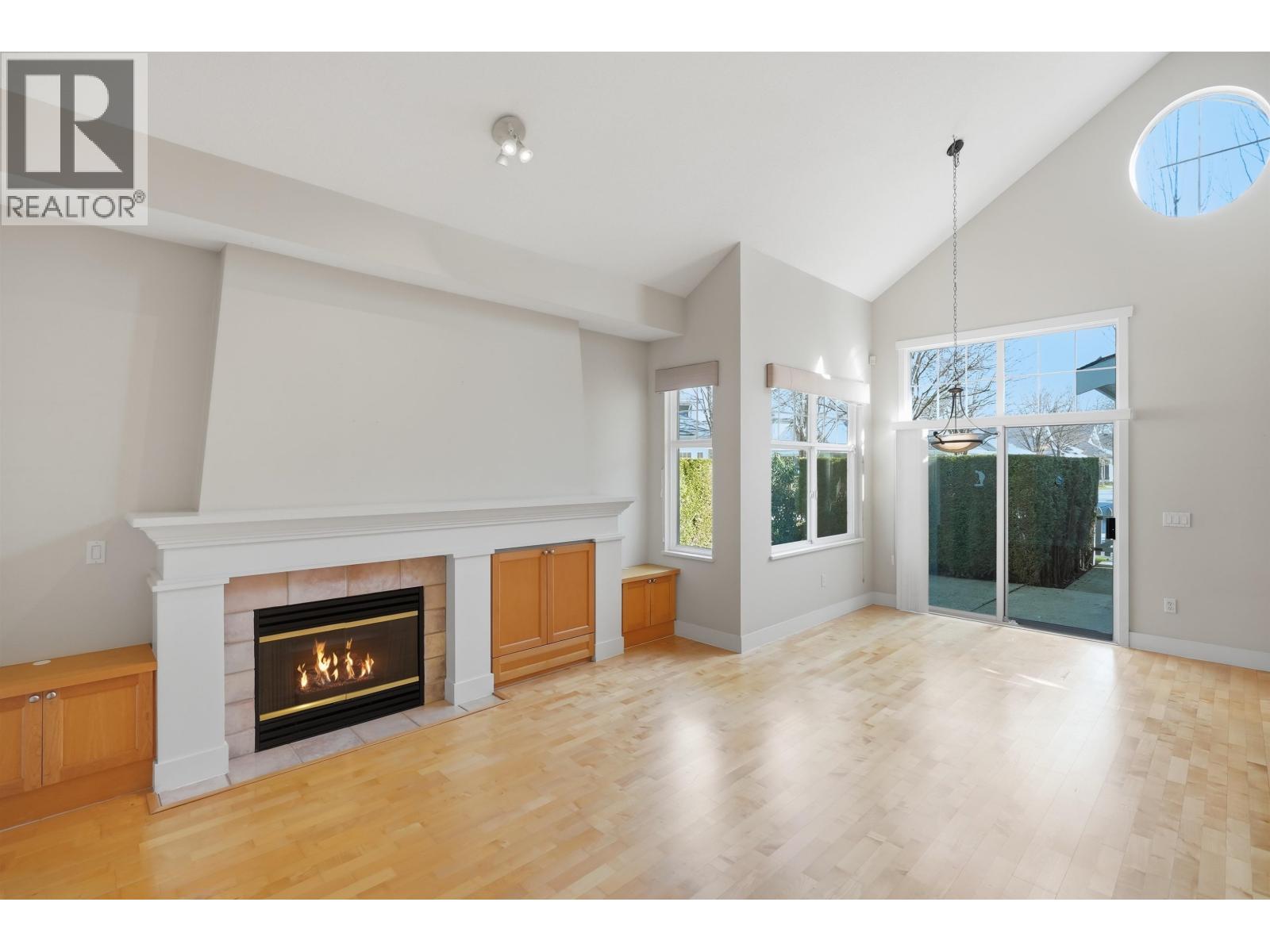 2 5900 Ferry Road, Delta, British Columbia  V4K 5C3 - Photo 2 - R3096297