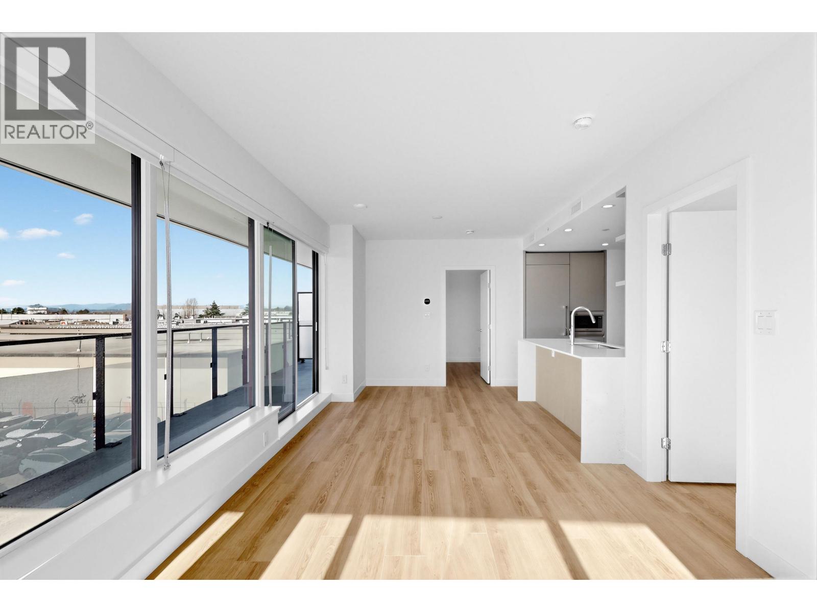 407 7977 Lansdowne Road, Richmond, British Columbia  V6X 0X7 - Photo 6 - R3096301