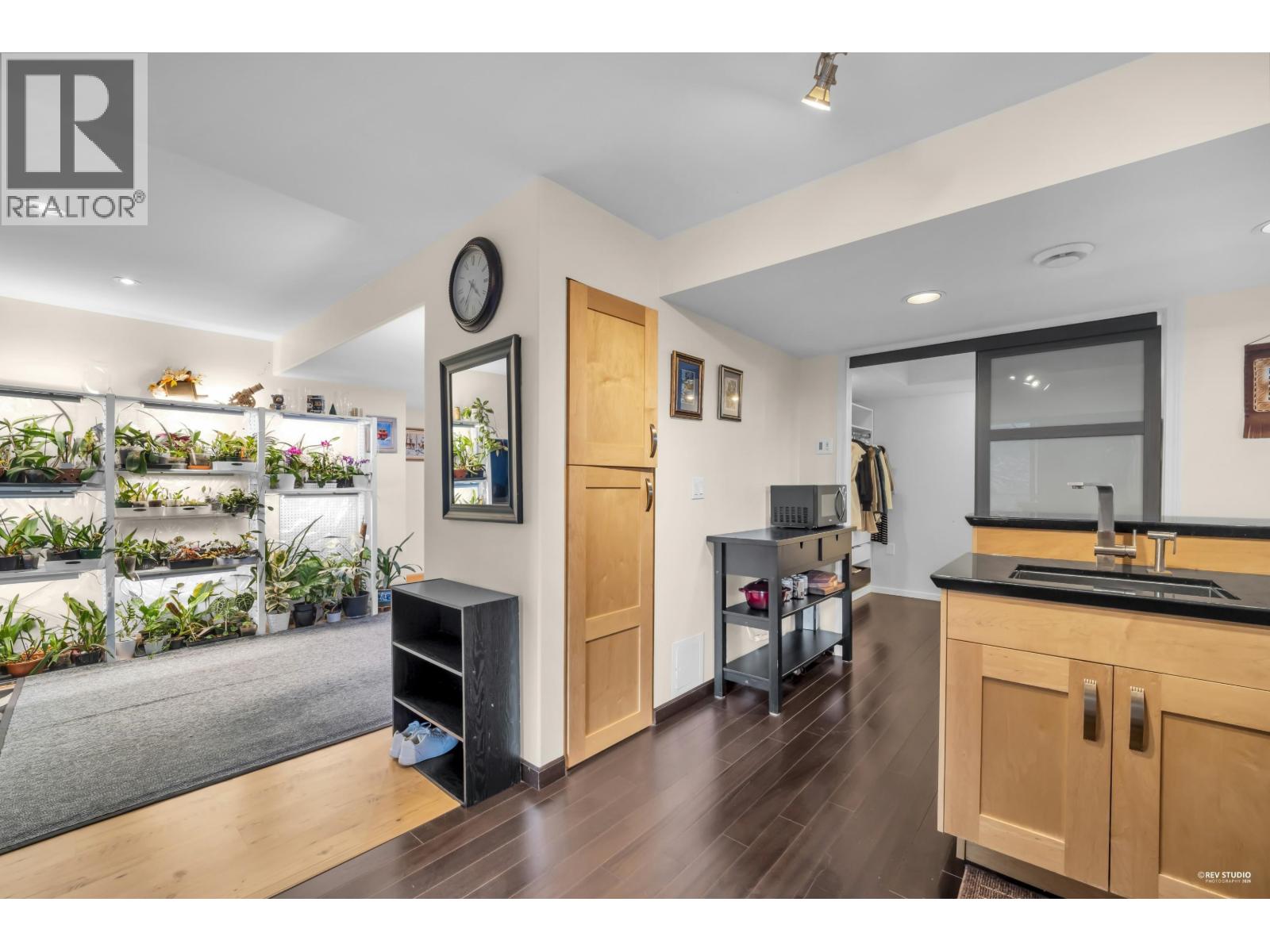 210 Nelson Street, Coquitlam, British Columbia  V3K 4M4 - Photo 17 - R3096278