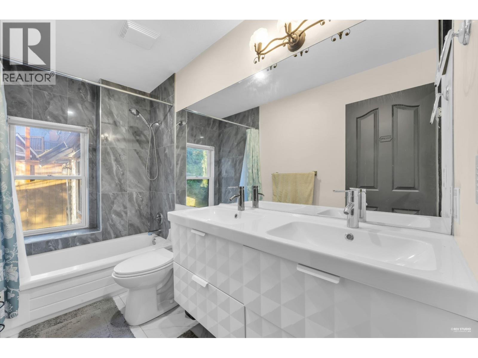 210 Nelson Street, Coquitlam, British Columbia  V3K 4M4 - Photo 25 - R3096278