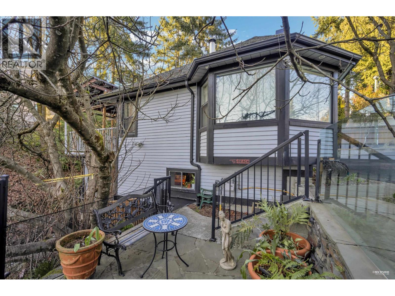 210 Nelson Street, Coquitlam, British Columbia  V3K 4M4 - Photo 32 - R3096278