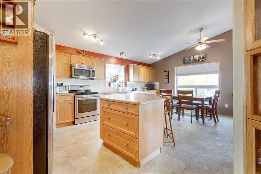 4903 56 Avenue, Innisfail, Alberta  T4G 1Y7 - Photo 6 - A2288177