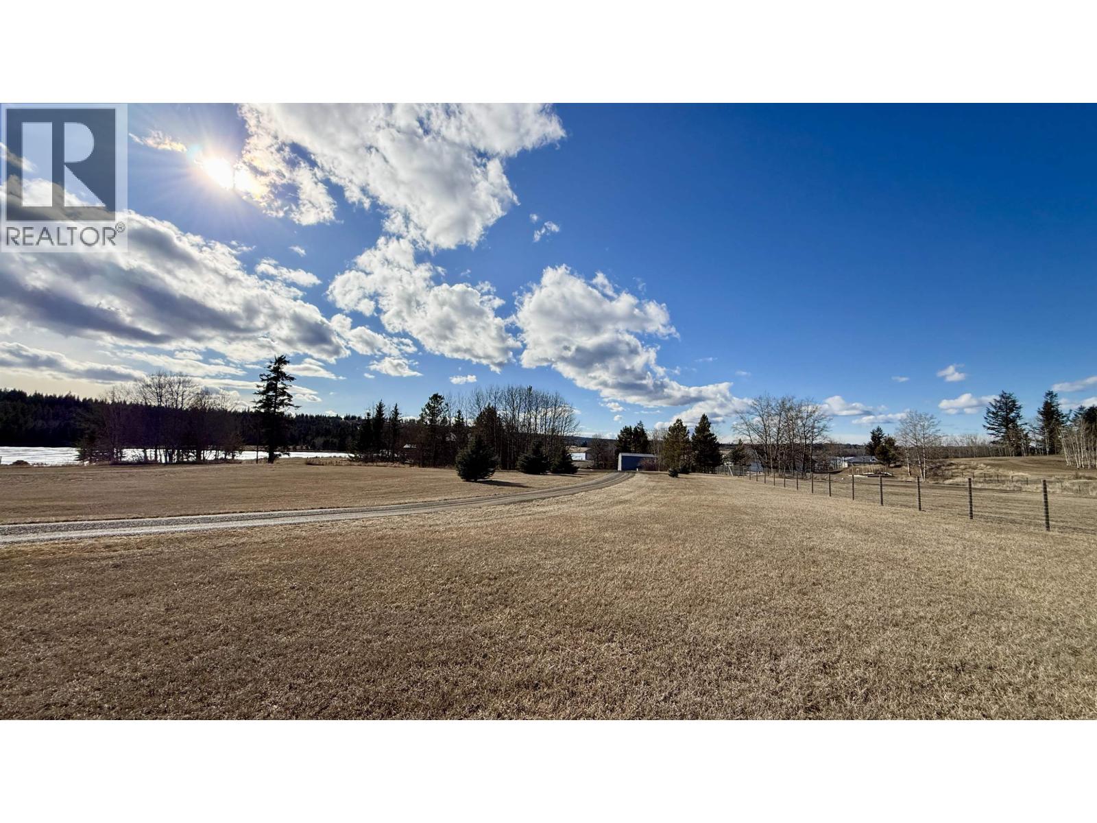 5456 Carlson Road, 108 Mile Ranch, British Columbia  V0K 2E1 - Photo 29 - R3094139