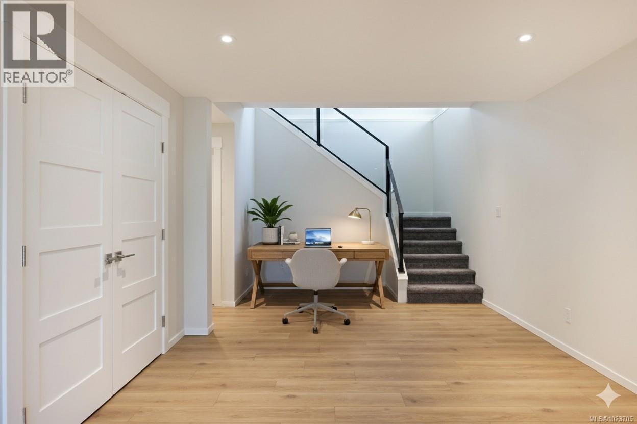 176 Baynes Dr, Fanny Bay, British Columbia  V0R 1W0 - Photo 45 - 1023705