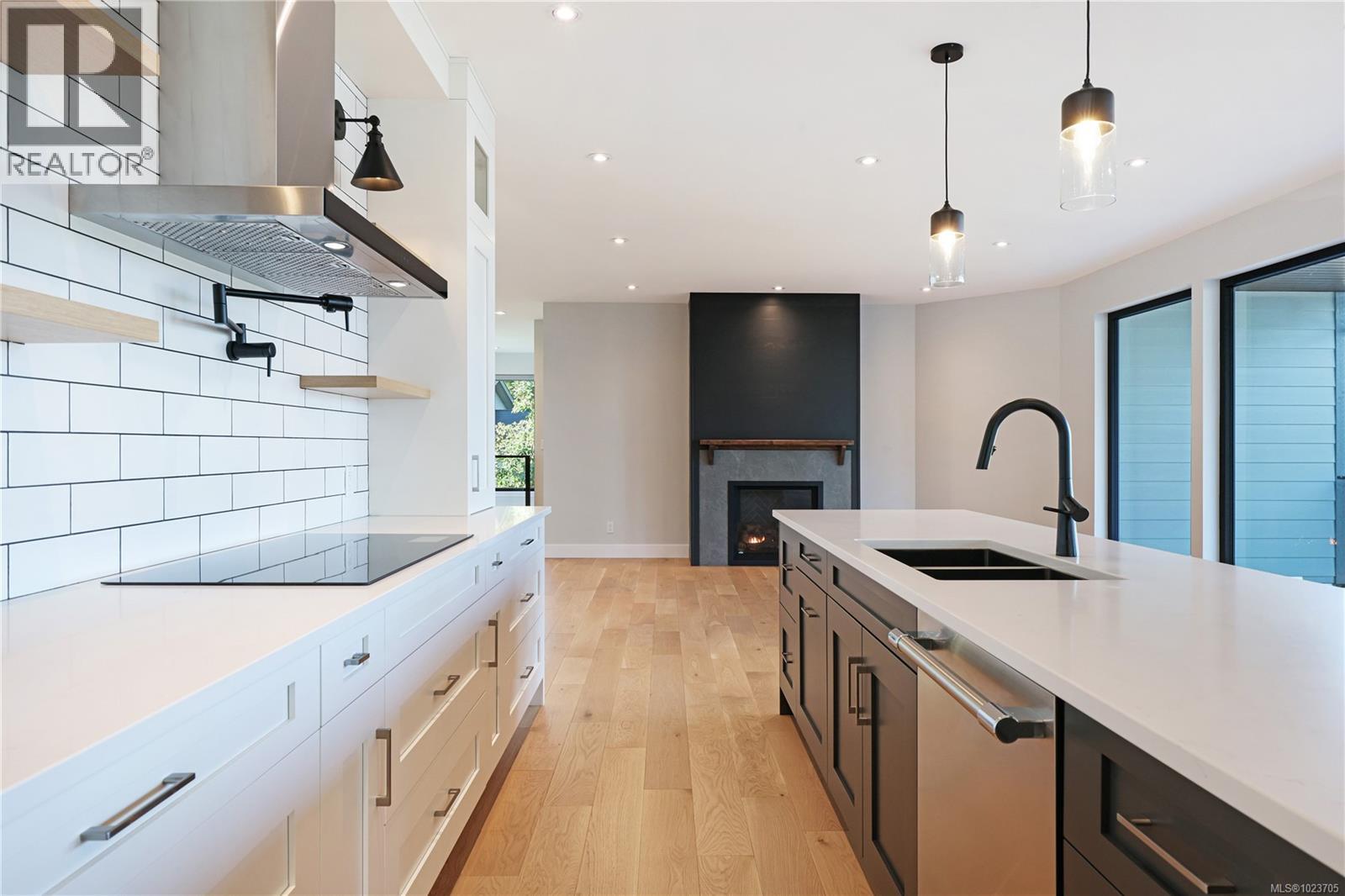 176 Baynes Dr, Fanny Bay, British Columbia  V0R 1W0 - Photo 22 - 1023705