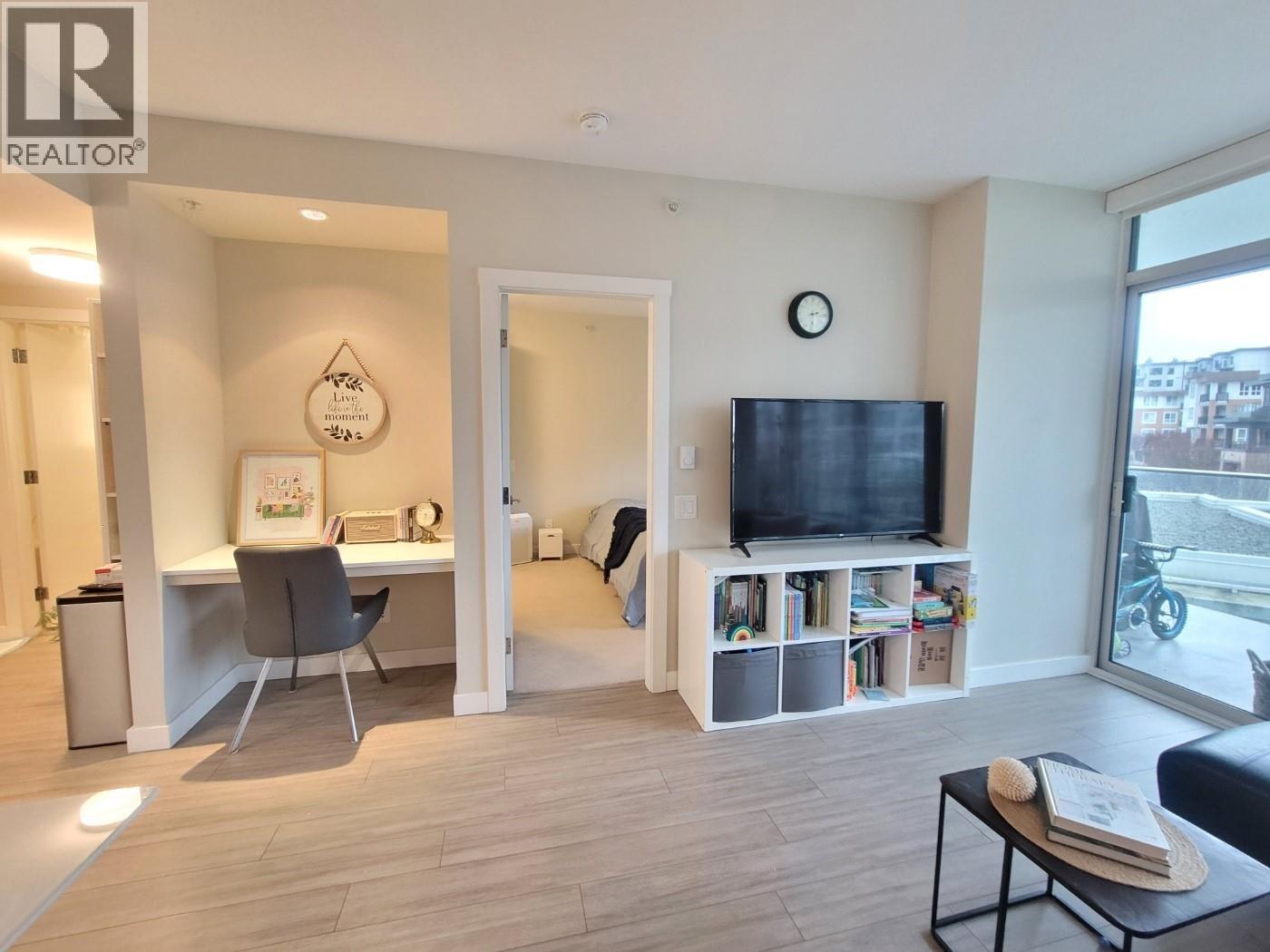 306 602 Como Lake Avenue, Coquitlam, British Columbia  V3J 0G2 - Photo 6 - R3059137