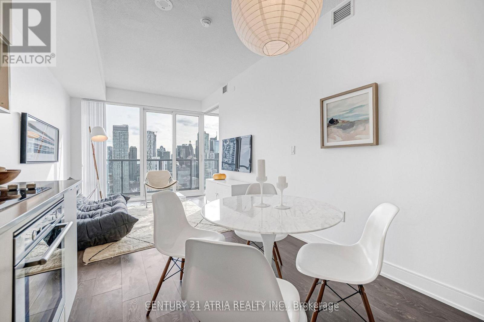 3209 - 89 Mcgill Street, Toronto, Ontario  M5B 0B1 - Photo 4 - C12846600