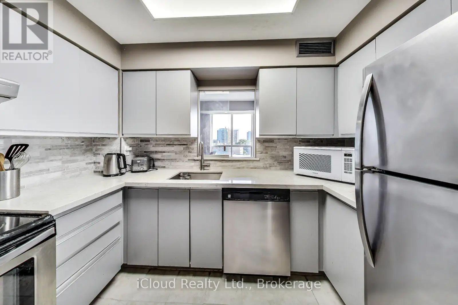 912 - 21 Overlea Boulevard, Toronto, Ontario  M4H 1P2 - Photo 7 - C12846624