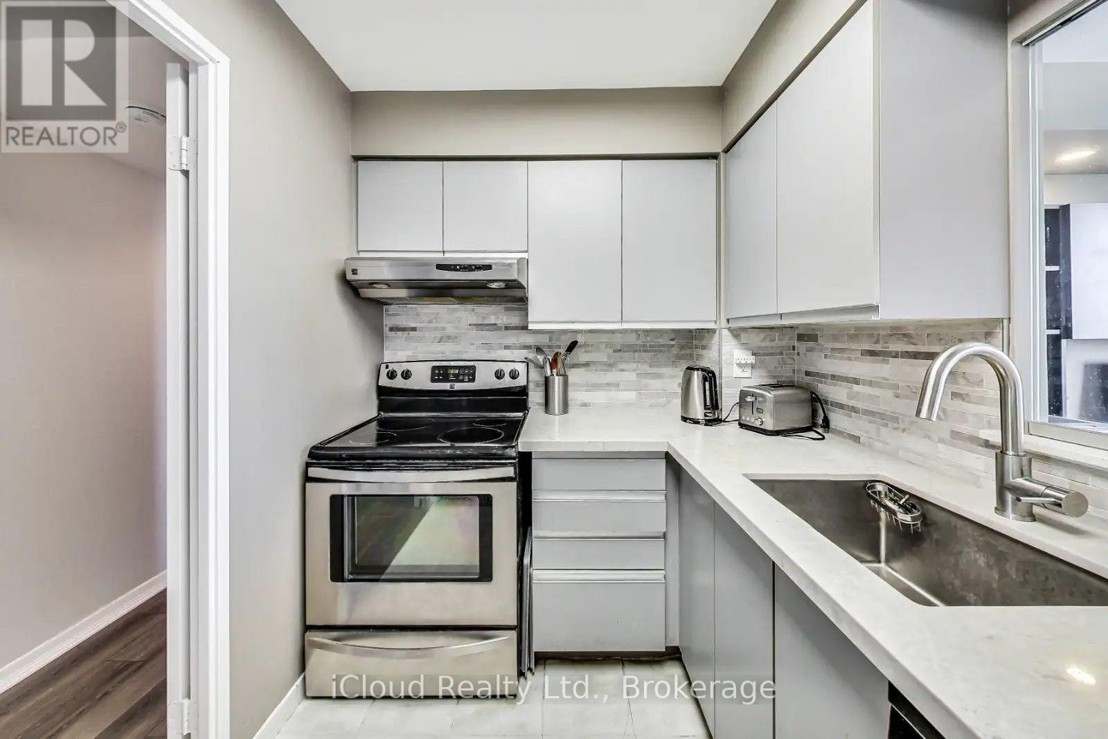 912 - 21 Overlea Boulevard, Toronto, Ontario  M4H 1P2 - Photo 8 - C12846624