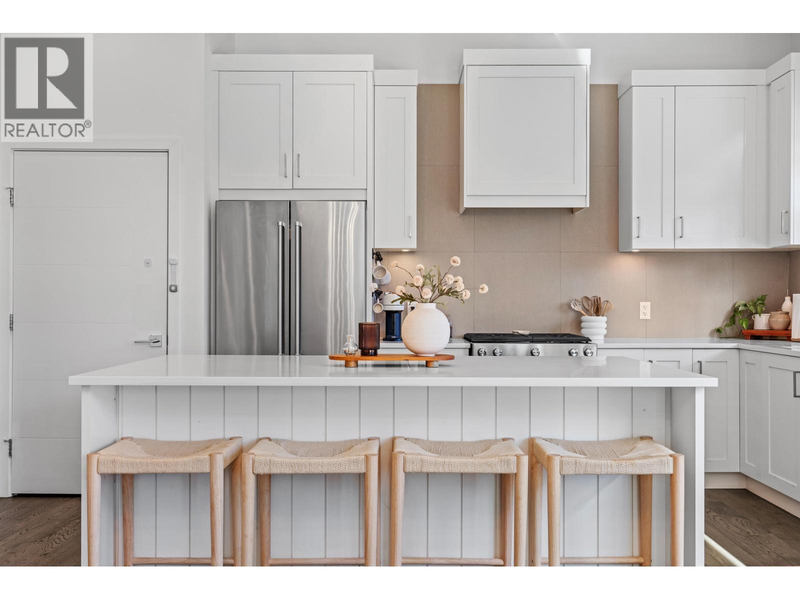 39212 CARDINAL DRIVE, Squamish, British Columbia