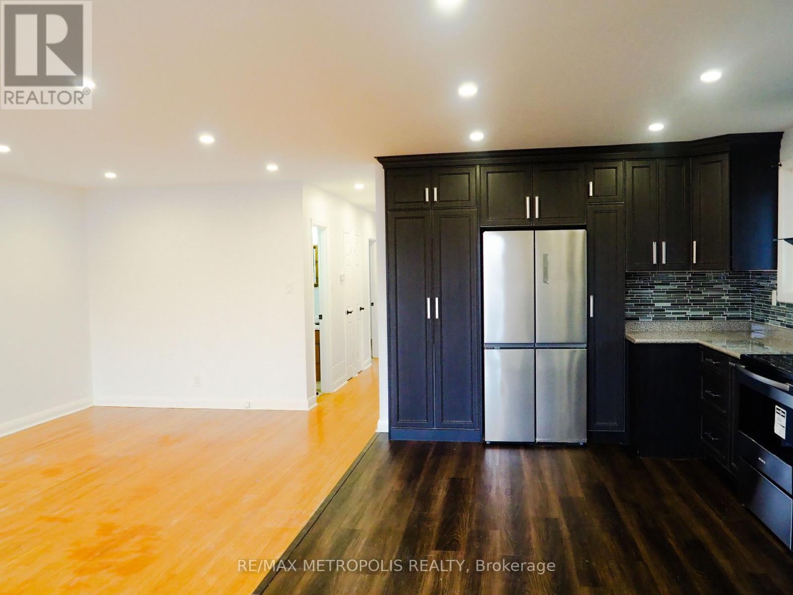 Main - 1391 Garvolin Avenue, Pickering, Ontario  L1W 1J7 - Photo 28 - E12846634