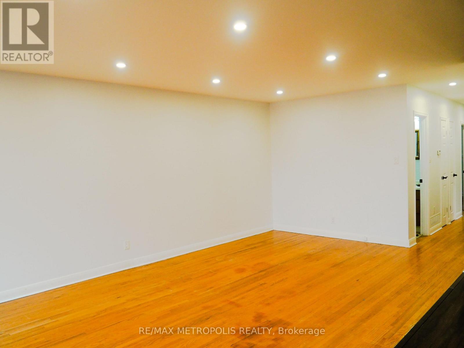 Main - 1391 Garvolin Avenue, Pickering, Ontario  L1W 1J7 - Photo 29 - E12846634