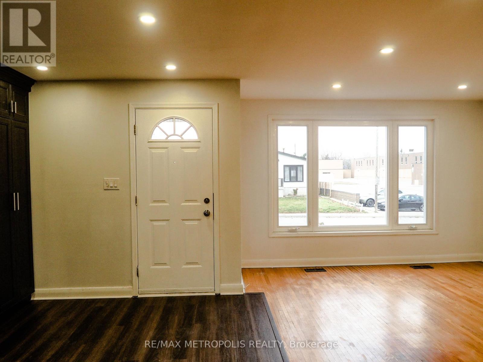 Main - 1391 Garvolin Avenue, Pickering, Ontario  L1W 1J7 - Photo 36 - E12846634