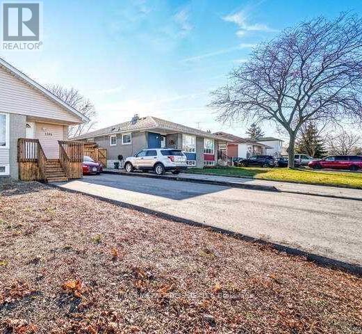 Main - 1391 Garvolin Avenue, Pickering, Ontario  L1W 1J7 - Photo 4 - E12846634