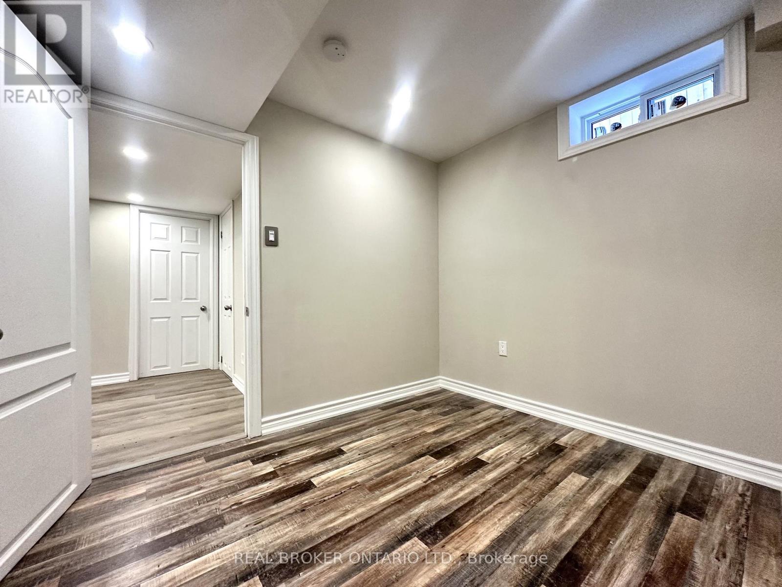 Basement - 60 Steepleview Crescent, Richmond Hill, Ontario  L4C 9R3 - Photo 19 - N12846594