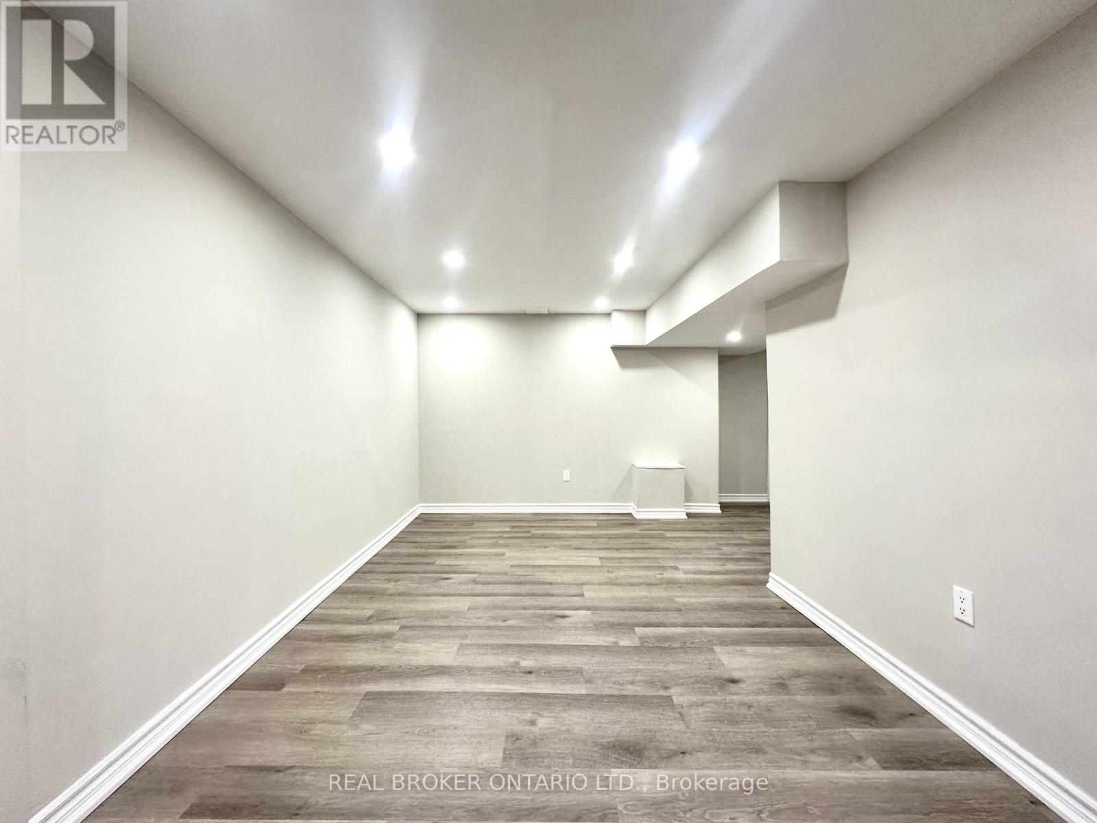 Basement - 60 Steepleview Crescent, Richmond Hill, Ontario  L4C 9R3 - Photo 8 - N12846594