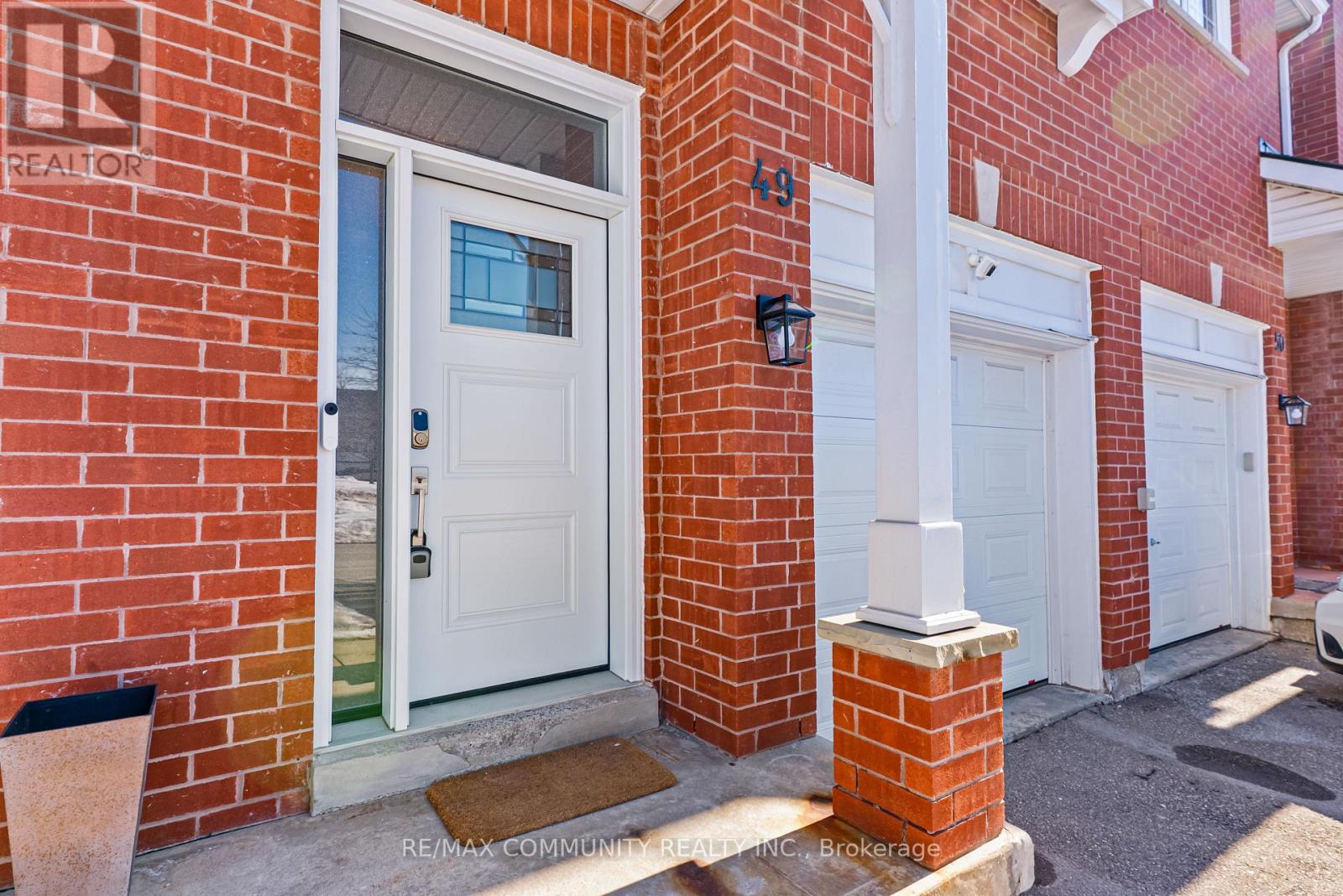 49 - 1588 South Parade Court, Mississauga, Ontario  L5M 6E7 - Photo 5 - W12843066