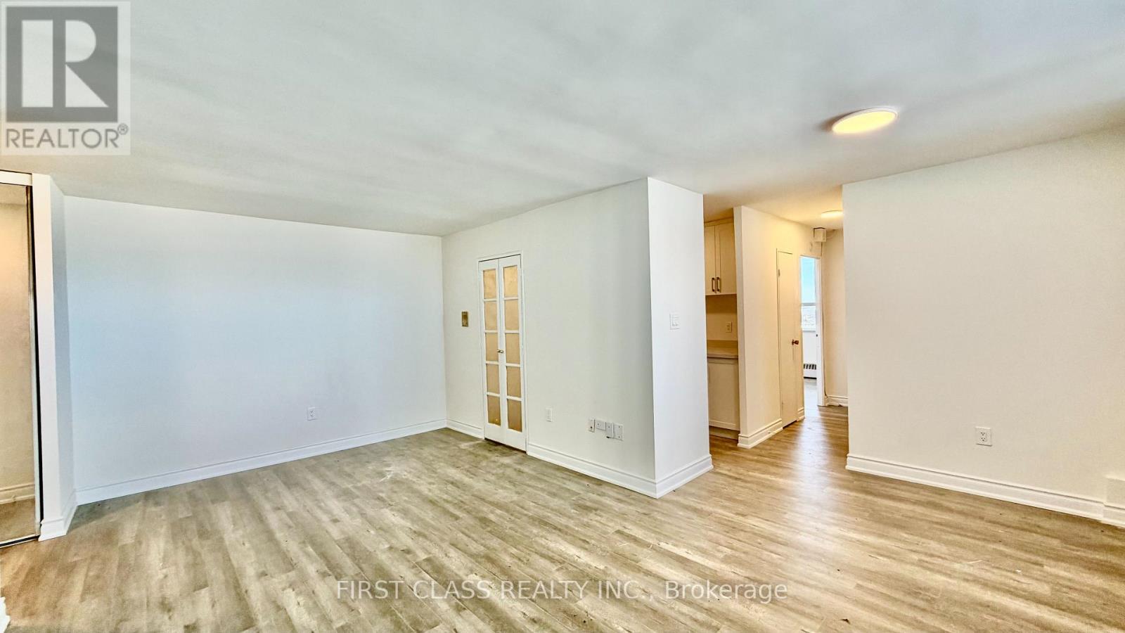 1415 - 541 Blackthorn Avenue, Toronto, Ontario  M6M 5A6 - Photo 18 - W12846628