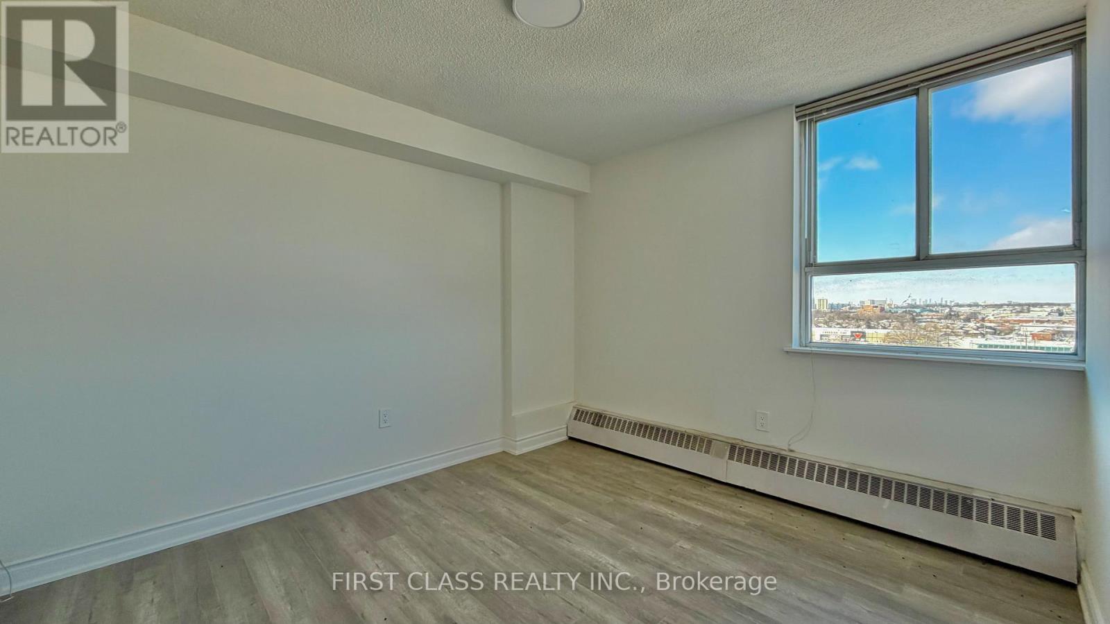 1415 - 541 Blackthorn Avenue, Toronto, Ontario  M6M 5A6 - Photo 23 - W12846628