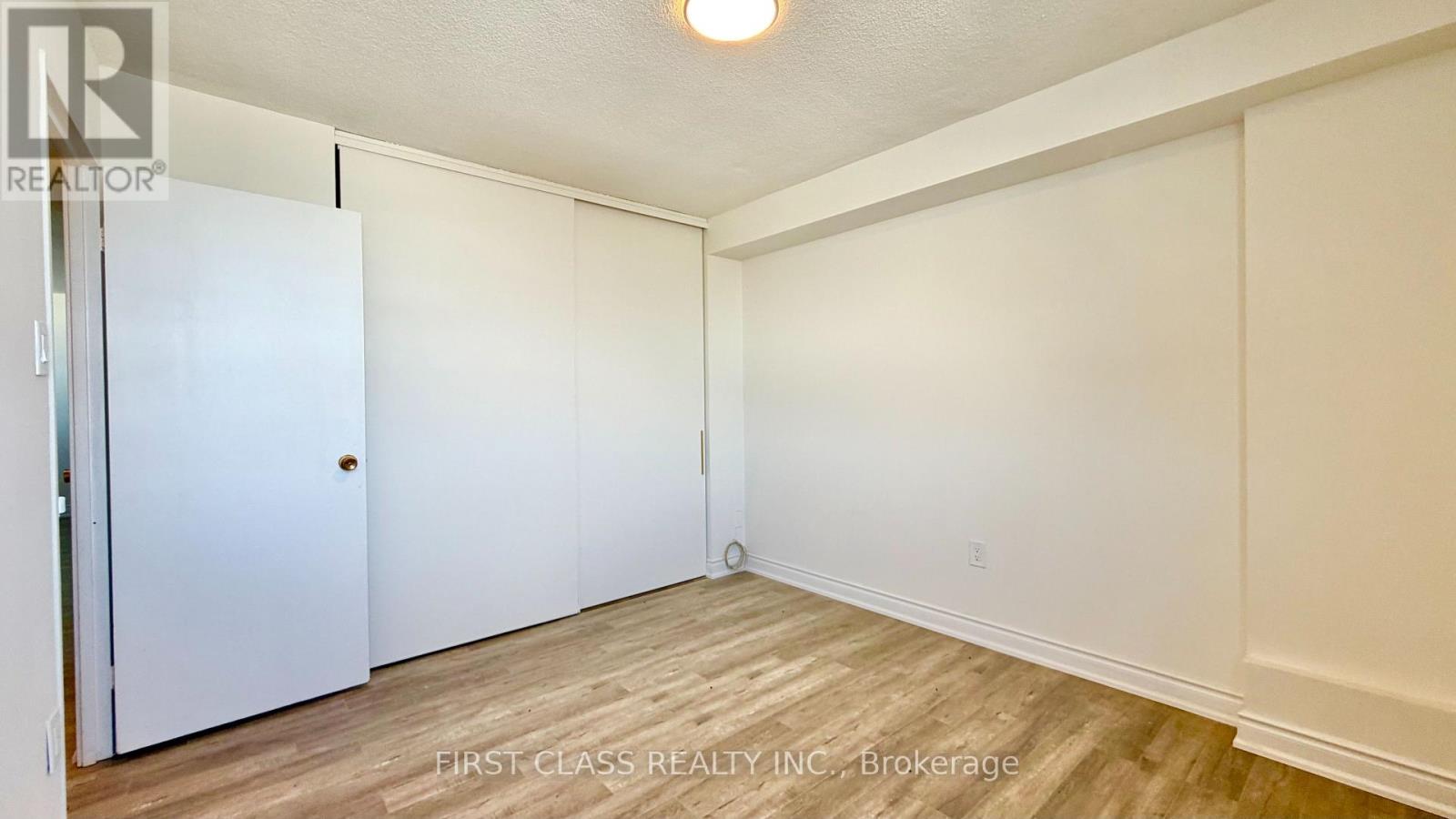 1415 - 541 Blackthorn Avenue, Toronto, Ontario  M6M 5A6 - Photo 28 - W12846628