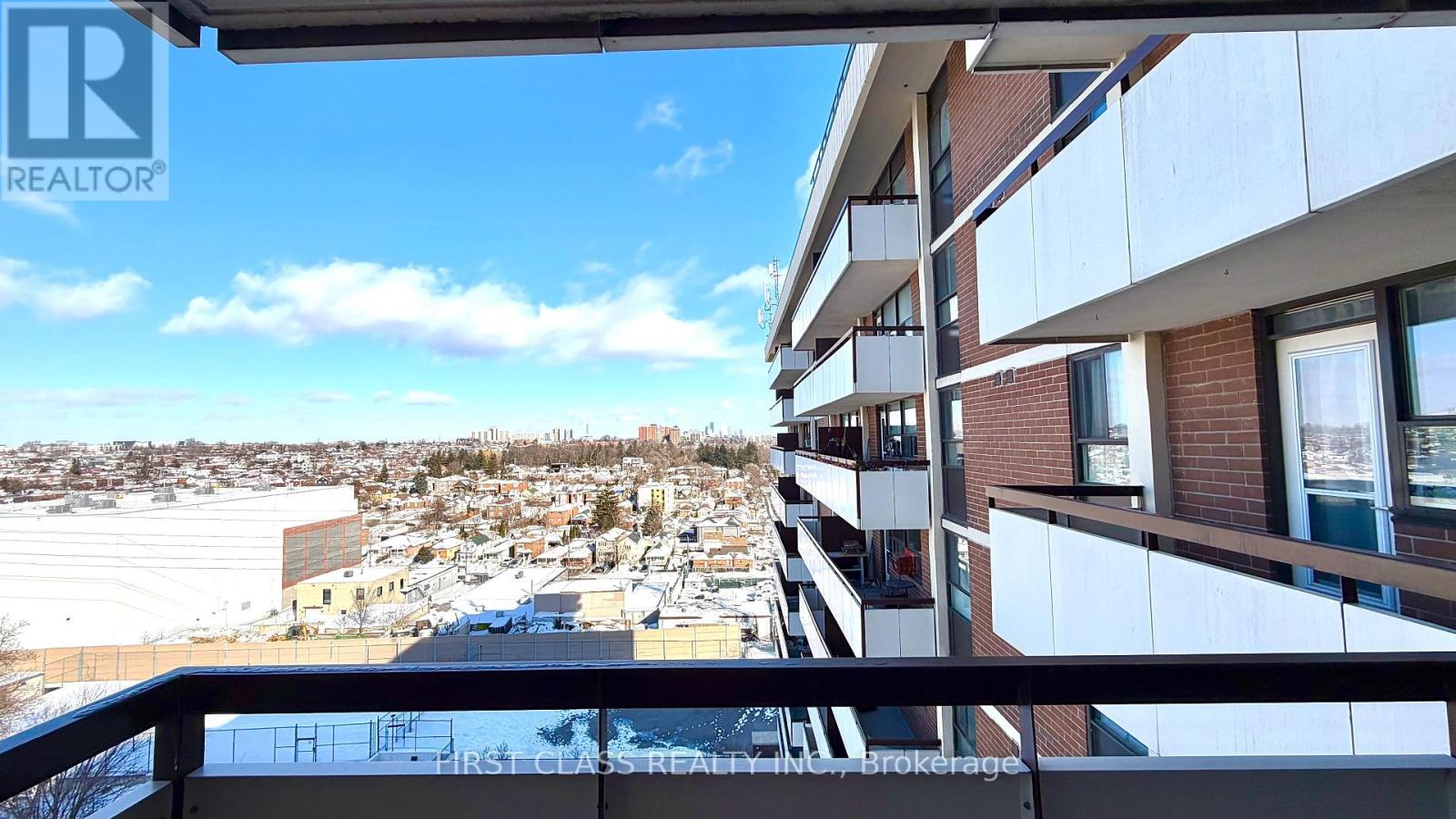 1415 - 541 Blackthorn Avenue, Toronto, Ontario  M6M 5A6 - Photo 31 - W12846628