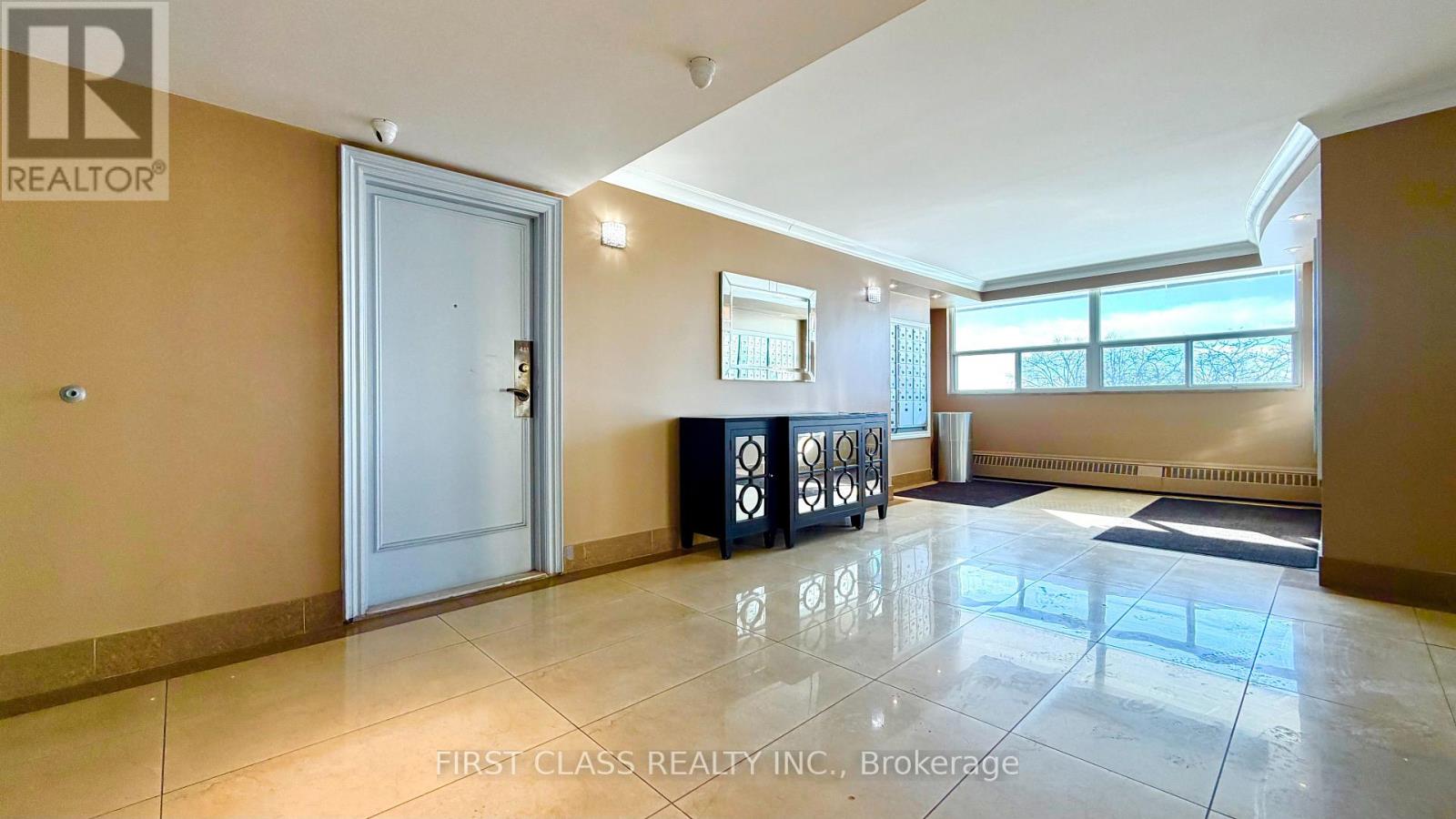 1415 - 541 Blackthorn Avenue, Toronto, Ontario  M6M 5A6 - Photo 8 - W12846628