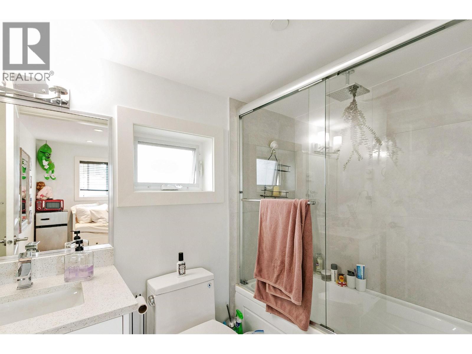 1060 E 61st Avenue, Vancouver, British Columbia  V5X 2C4 - Photo 38 - R3091487