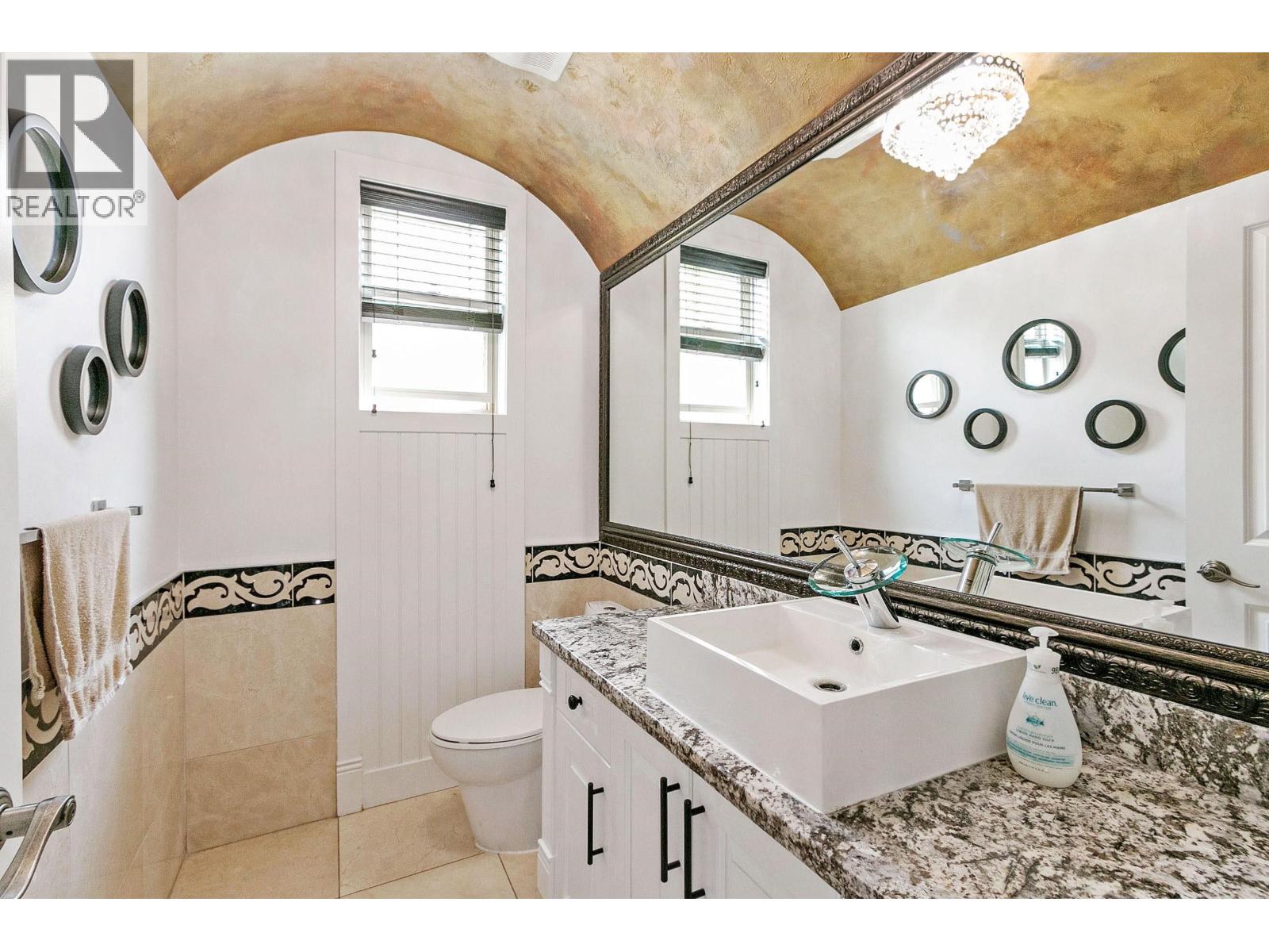 1060 E 61st Avenue, Vancouver, British Columbia  V5X 2C4 - Photo 13 - R3091487