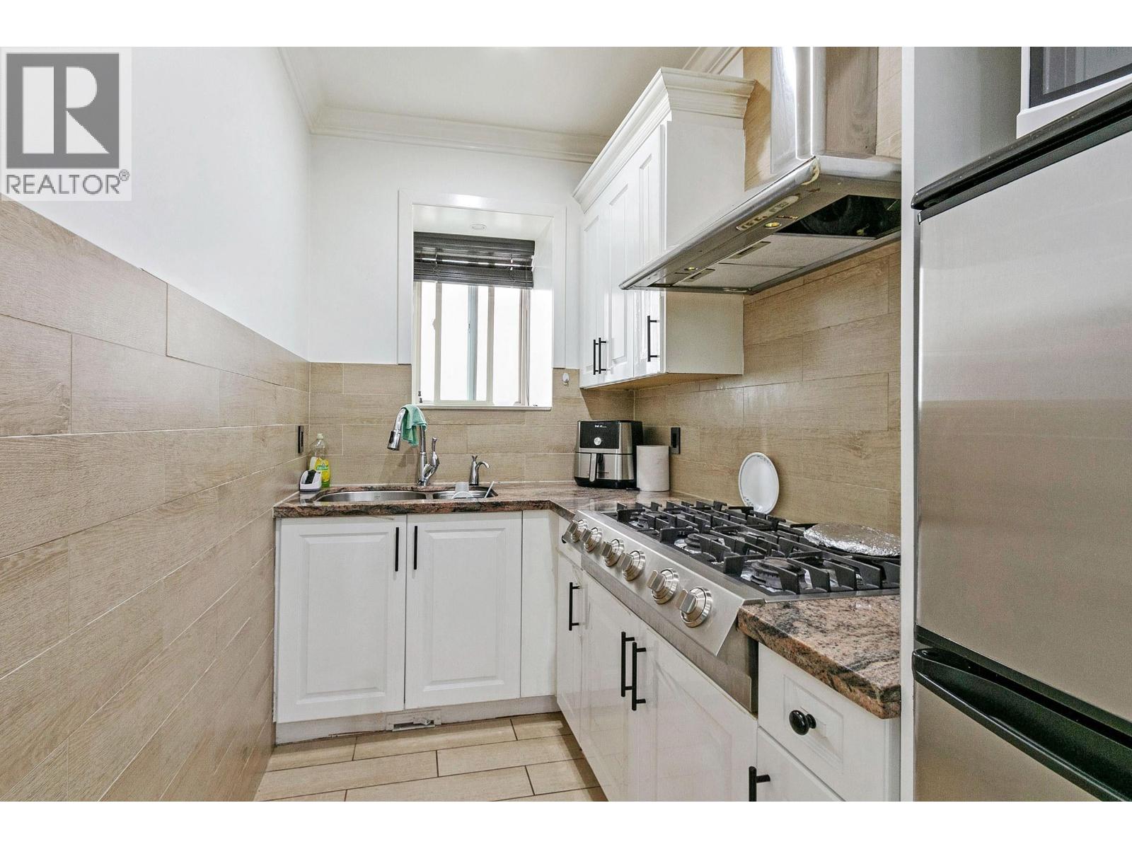 1060 E 61st Avenue, Vancouver, British Columbia  V5X 2C4 - Photo 11 - R3091487