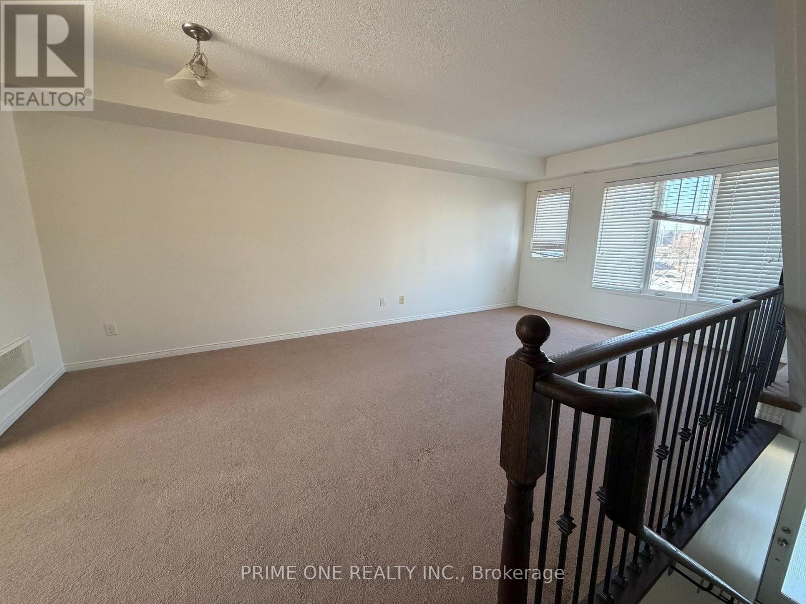 6 - 5605 Oscar Peterson Boulevard, Mississauga, Ontario  L5M 0T2 - Photo 4 - W12841250