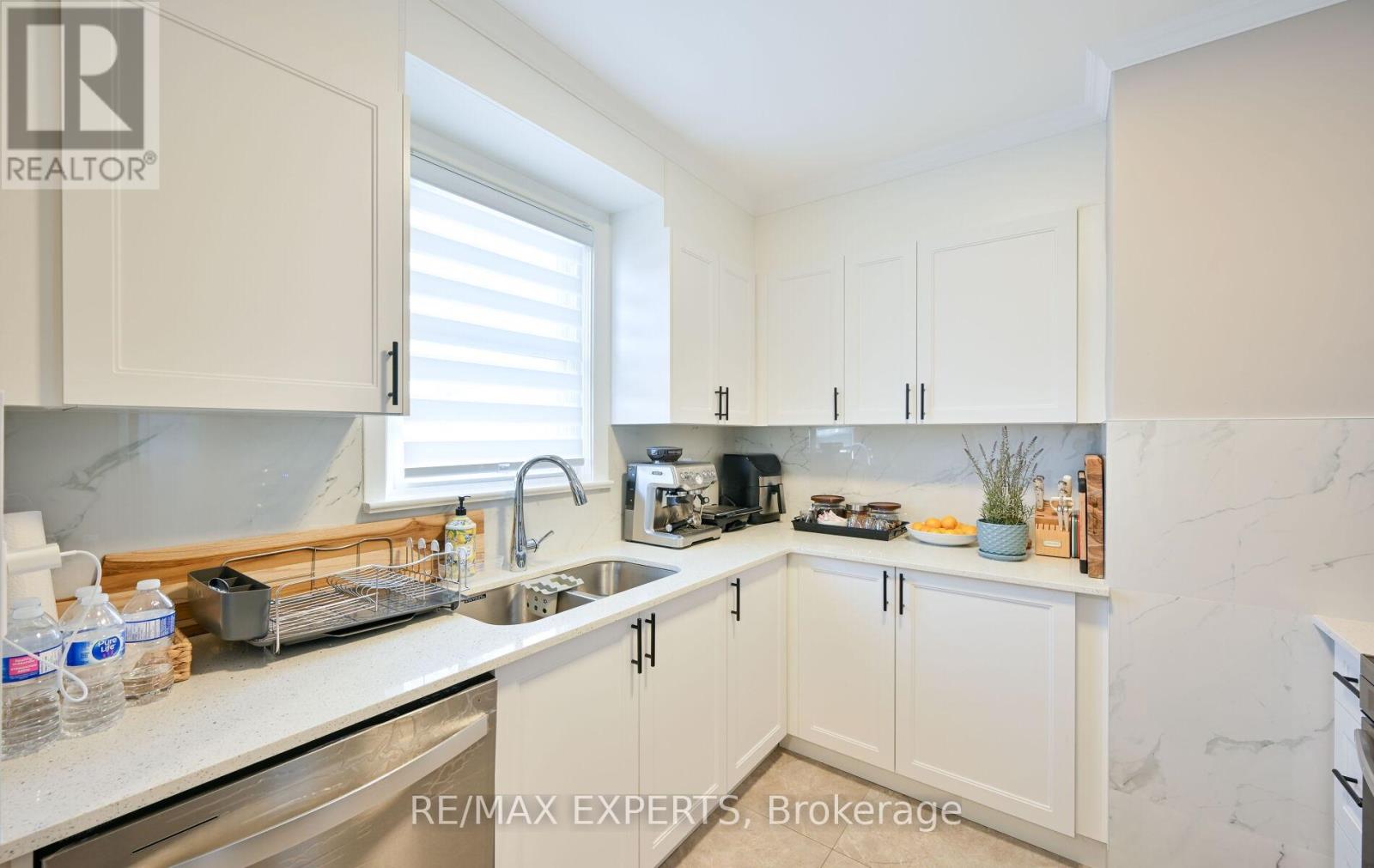 Upper - 3108 Parkerhill Road, Mississauga, Ontario  L5B 1V5 - Photo 10 - W12842164